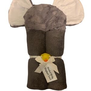 Neiman Marcus Gray Elephant Minky Hooded Bath Towel Set